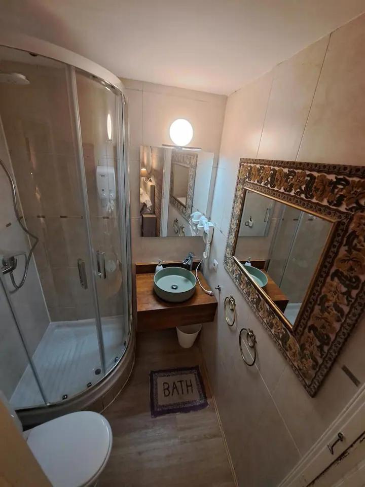 Cosy Apartamento En La Latina มาดริด ภายนอก รูปภาพ